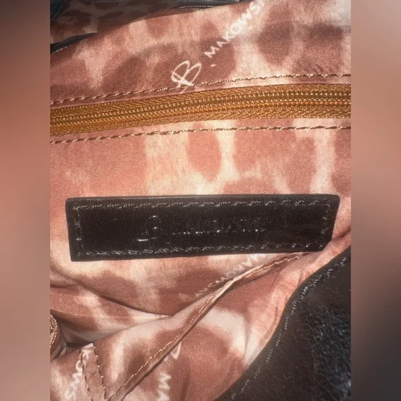 B Makowsky Black Leather Chain Strap Bag - Picture 9 of 9